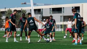 サッカー