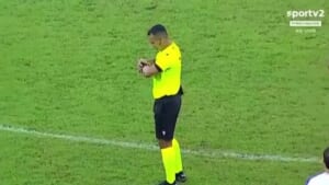 サッカー