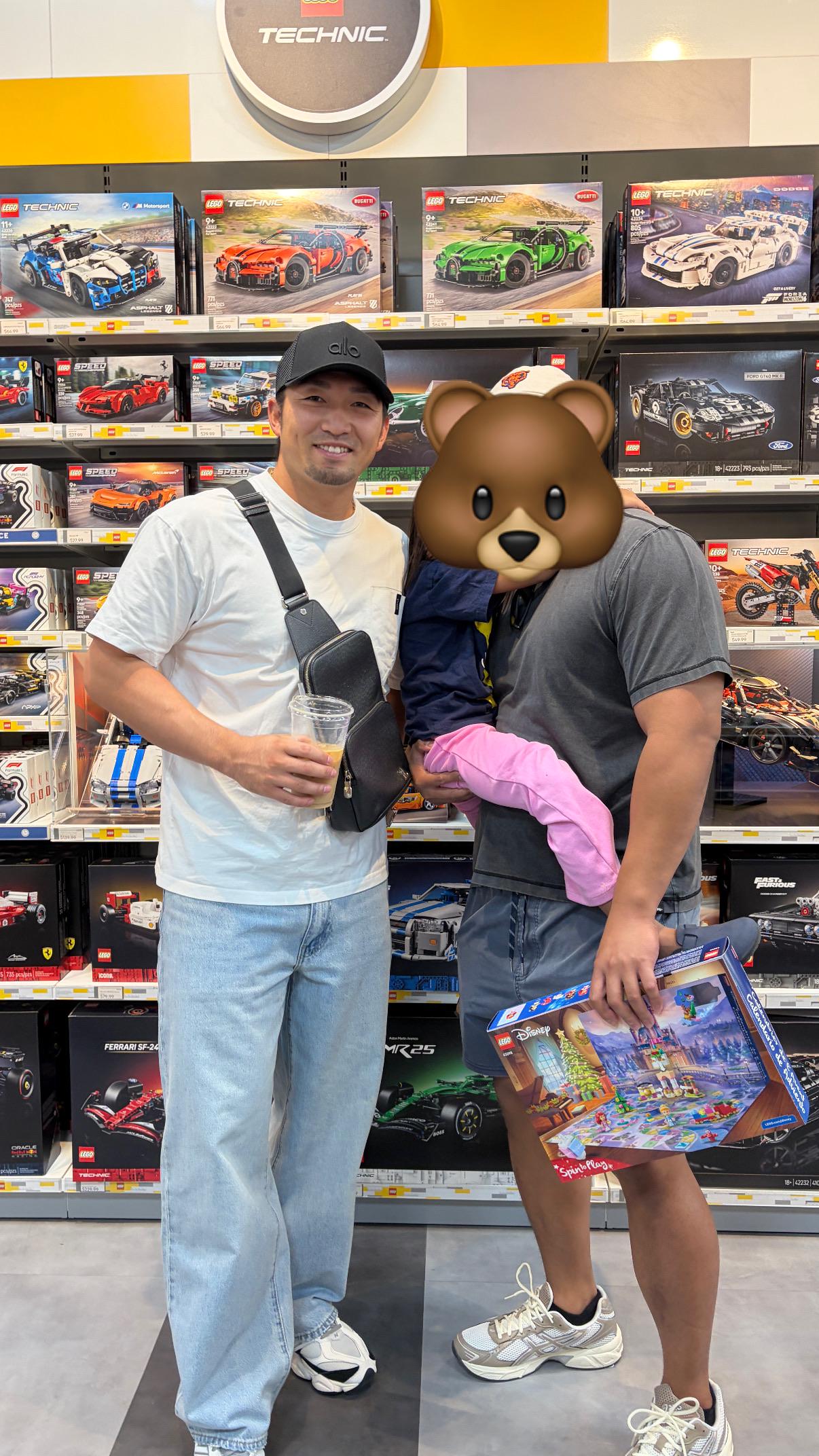 Ran into Seiya at the Lego store